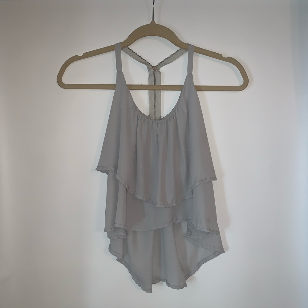 Grey top